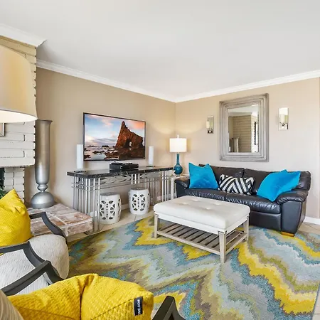 7 Bedroom Oceanfront Triplex Building